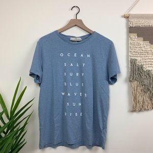 5/$25! H&M Graphic Tee